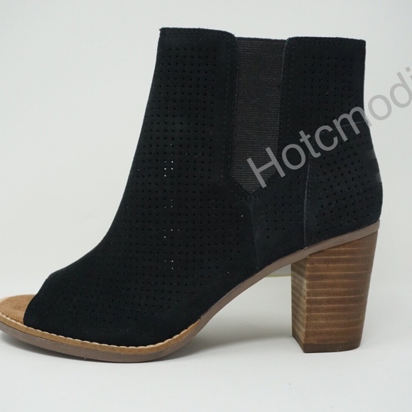 toms perforated booties
